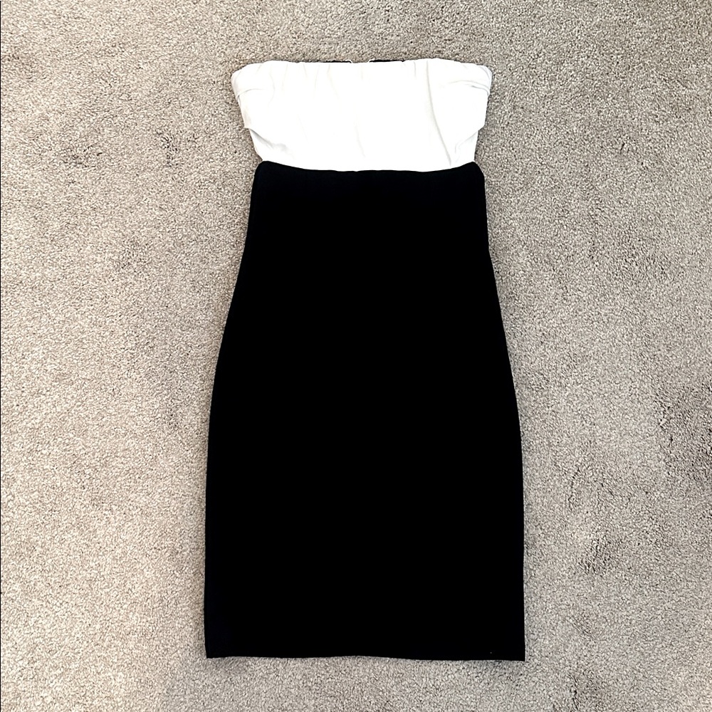 Elegant Black and White Strapless Dress